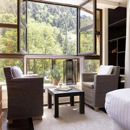 De La Muse Et Du Rozier 4*