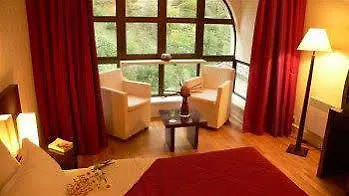 Hotel De La Muse Et Du Rozier