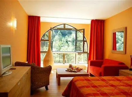 Hotel De La Muse Et Du Rozier 4*