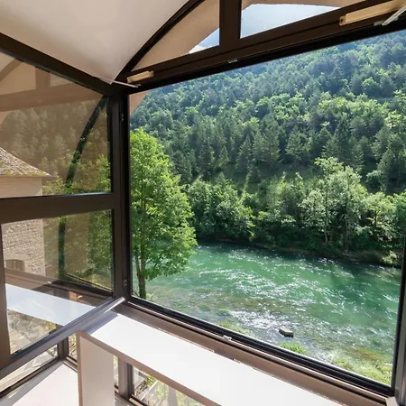 Hotel De La Muse Et Du Rozier Le Rozier