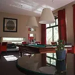 Hotel De La Muse Et Du Rozier 4*