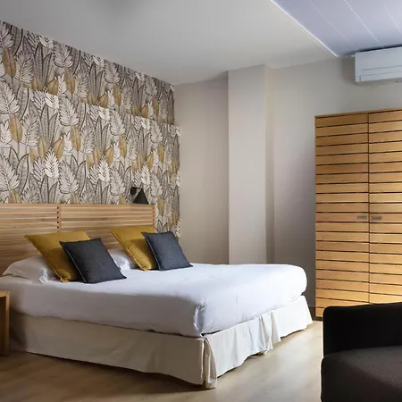 De La Muse Et Du Rozier