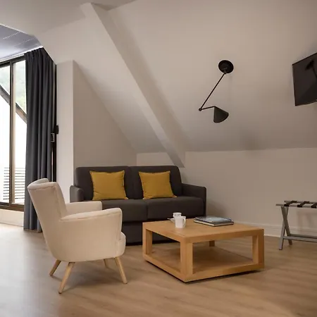 De La Muse Et Du Rozier 4* ル・ロジエ