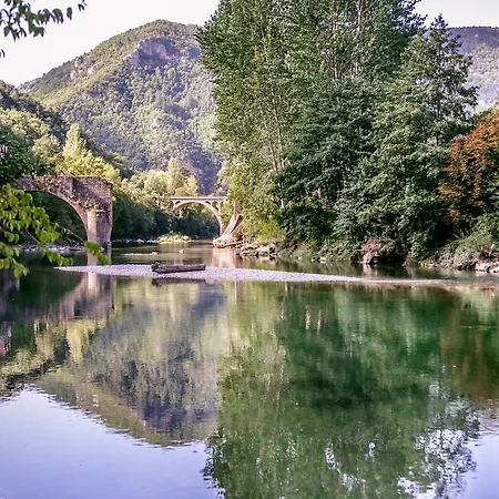 De La Muse Et Du Rozier ル・ロジエ