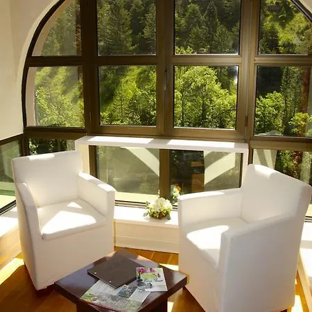 ホテル De La Muse Et Du Rozier