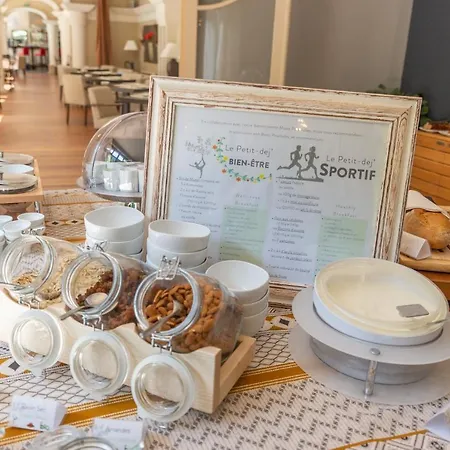 ホテル De La Muse Et Du Rozier ル・ロジエ