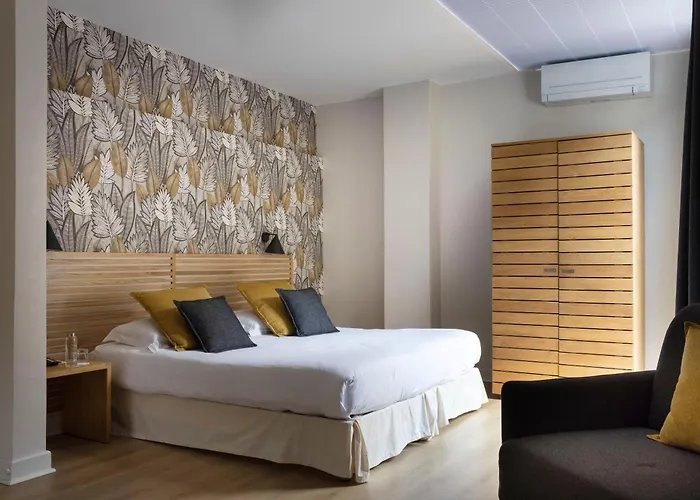 De La Muse Et Du Rozier